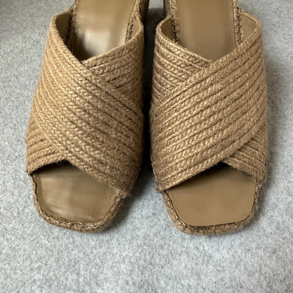 Vince Gaelan Taupe Wedge Sandals Espadrille Heels Criss Cross Slip On US 9 EU 39